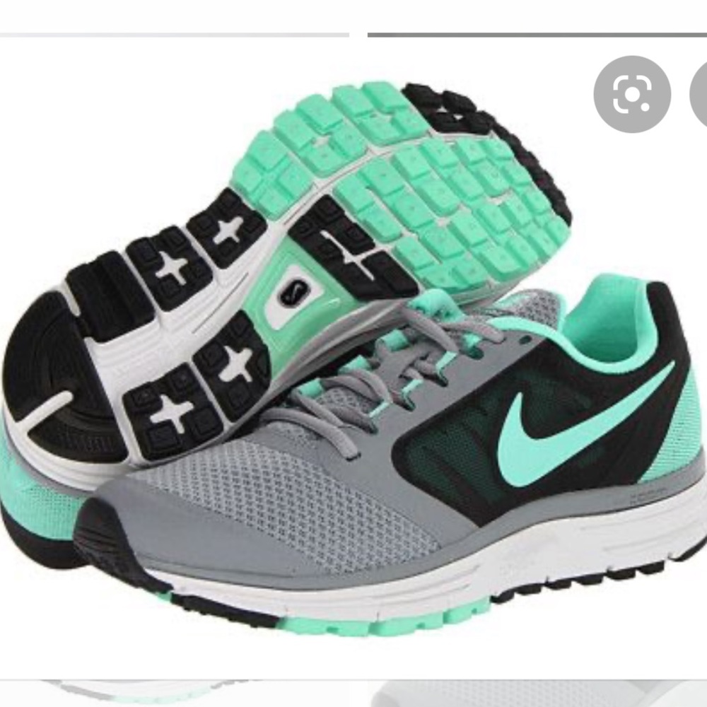 NIKE VOMERO 8